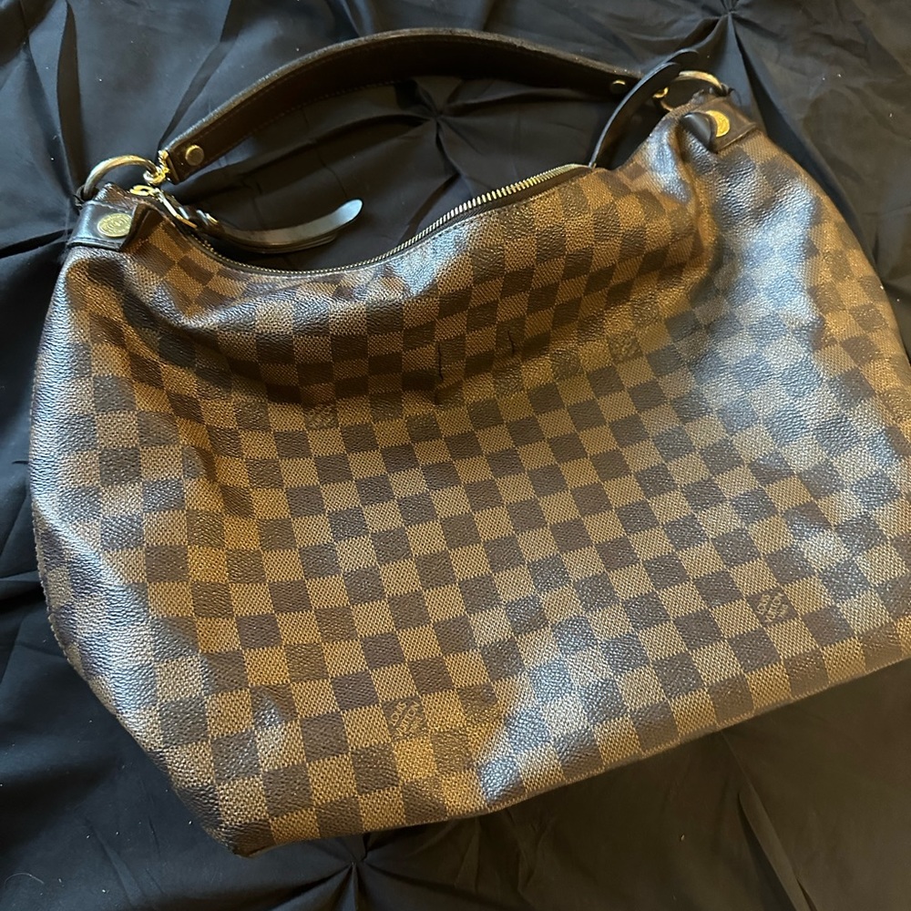 Luis Vuitton Hobo